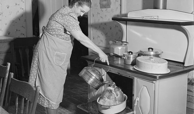 Old Thanksgiving Photos: Best of Photo Detective